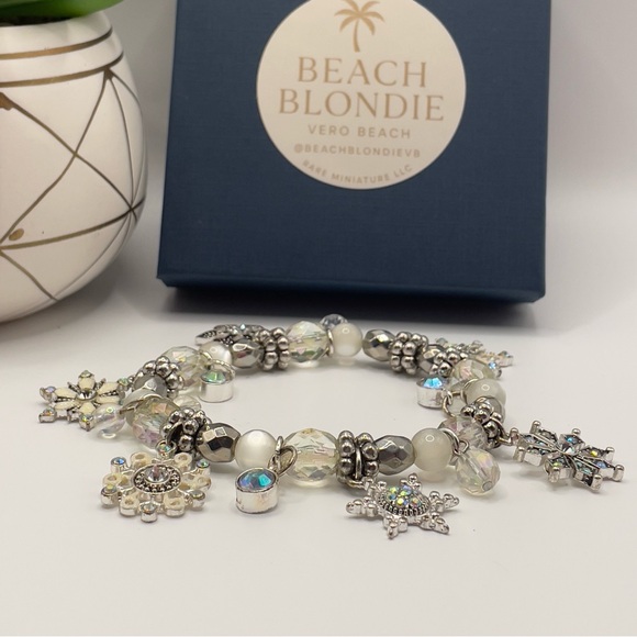 Snowflake Crystal Stretch Bracelet AB Aurora Borealis Rhinestones Linen ❄️💎 - Picture 6 of 11